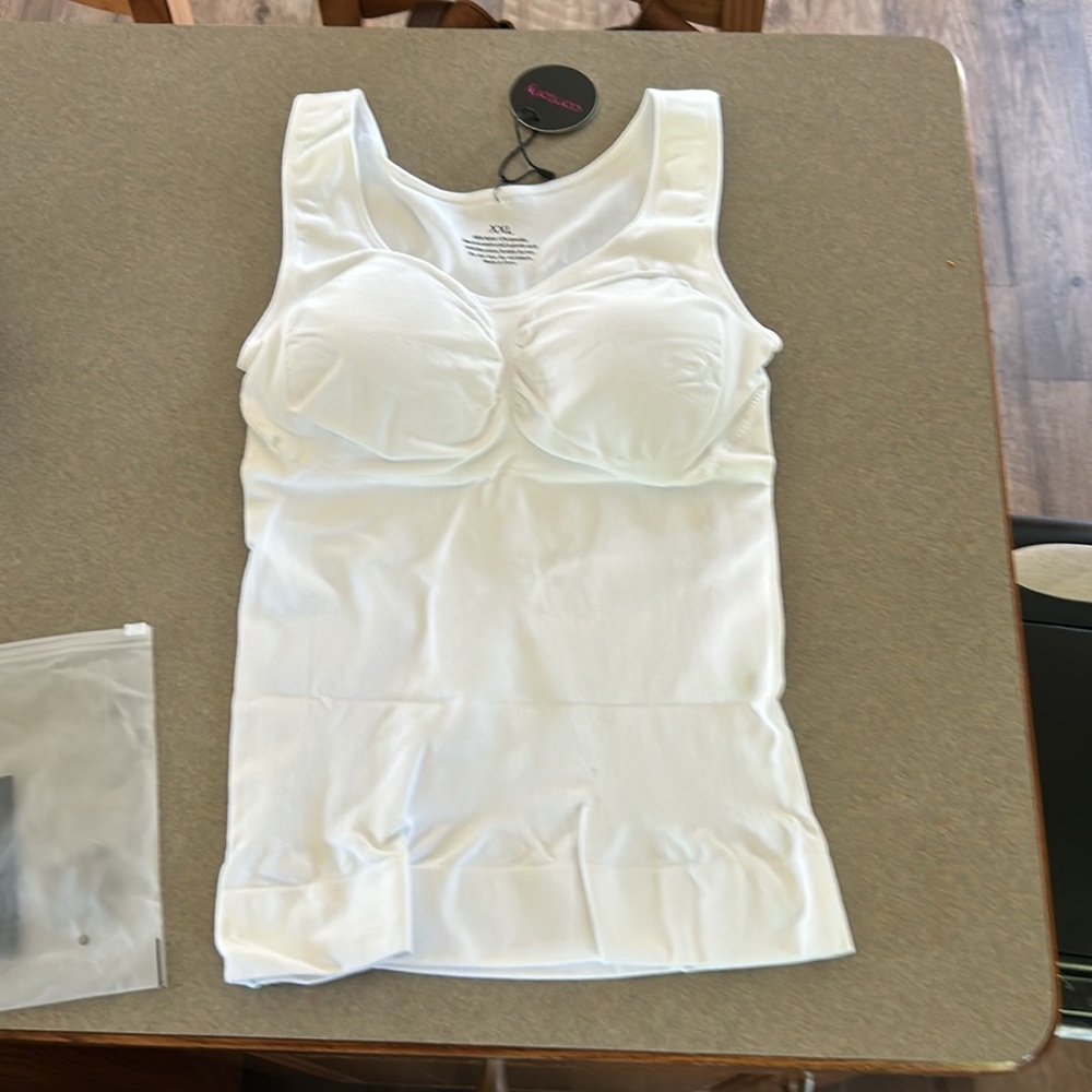 Contorly Cami Tank Top XXL